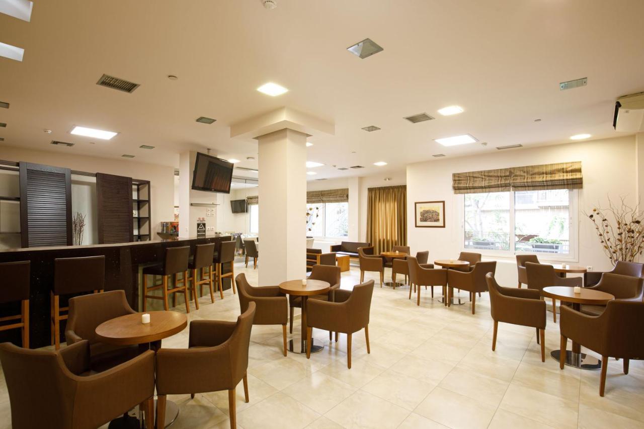 Hotel Athina Lamía Exteriör bild